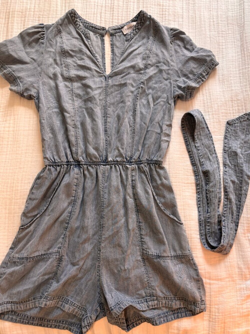 Evereve Soft Washed Chambray Romper